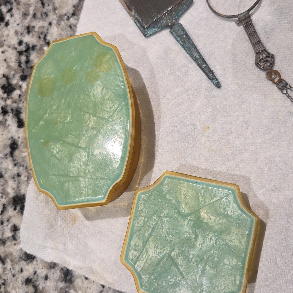Antique Acessories Platinum And Silver - Picture 7 of 7